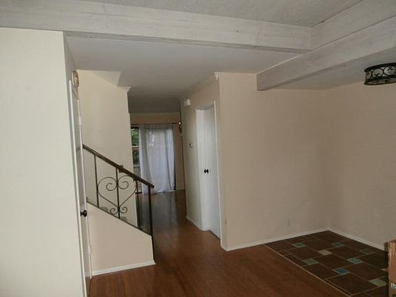 3rd image of 124 W Alamar Ave APT 3