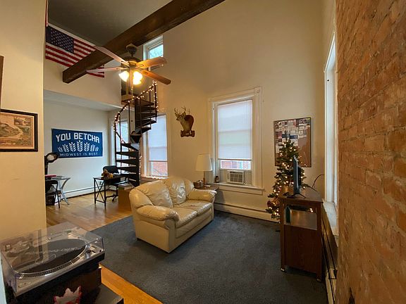 3rd image of 250 Warner St #6