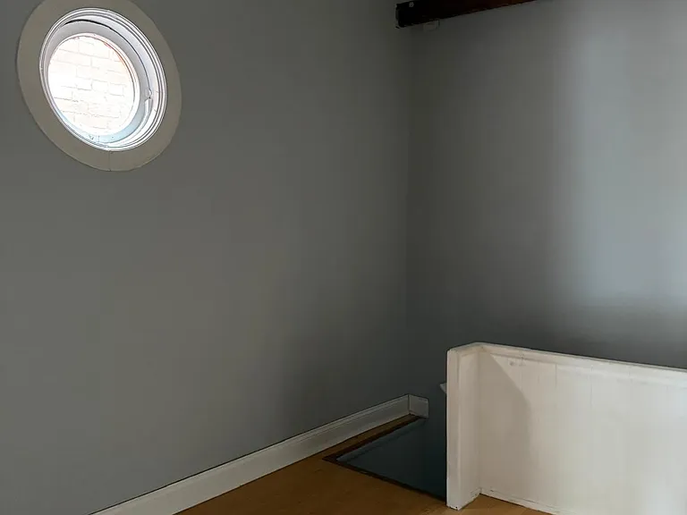 2114 Fulton Ave — Photo 10