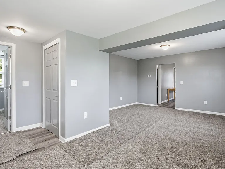23060 Bernard St — Photo 12
