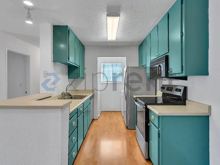 535 Lighthouse Dr #1 — Photo 12