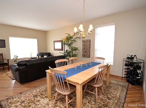 3rd image of 2038 Providence Dr