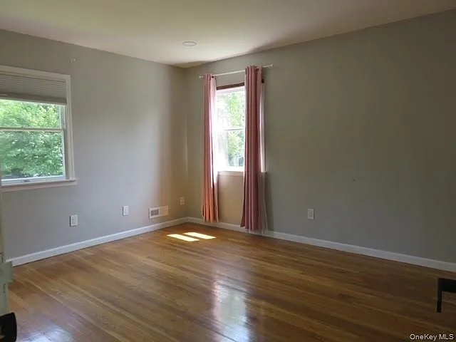10 Elderwood Ln — Photo 18