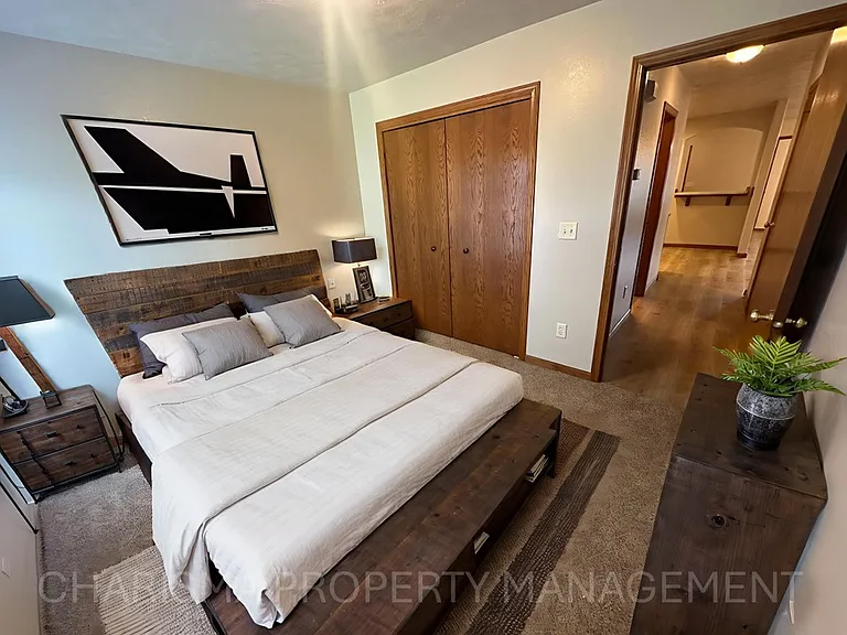 DBK Brandon Townhomes — Photo 11
