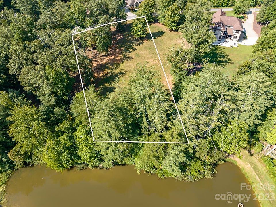 153 Cape Martin Cir Hendersonville NC Zillow