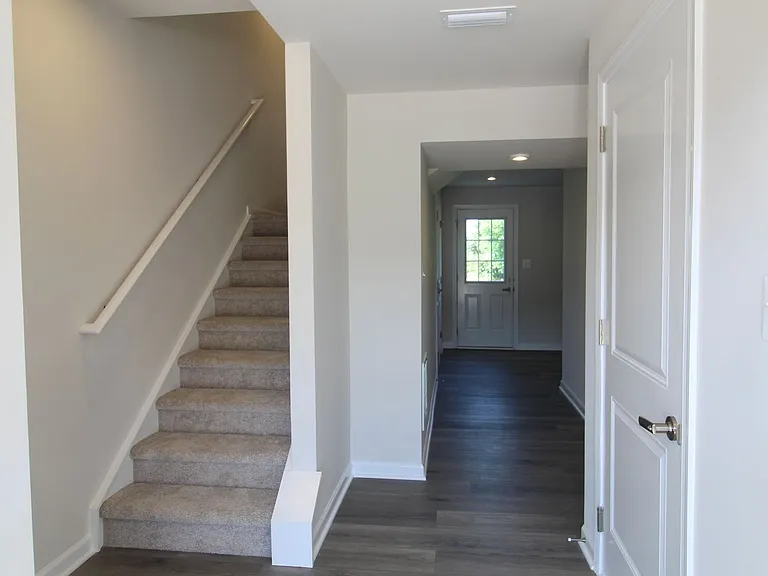 2910 Orchard Ridge Ln — Photo 6