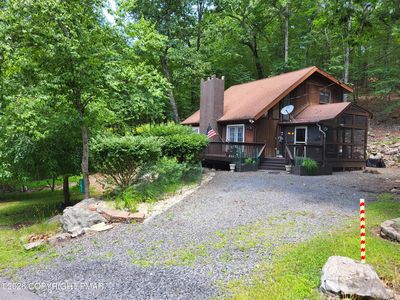 151 Edinburgh Rd, Bushkill, PA, 18324