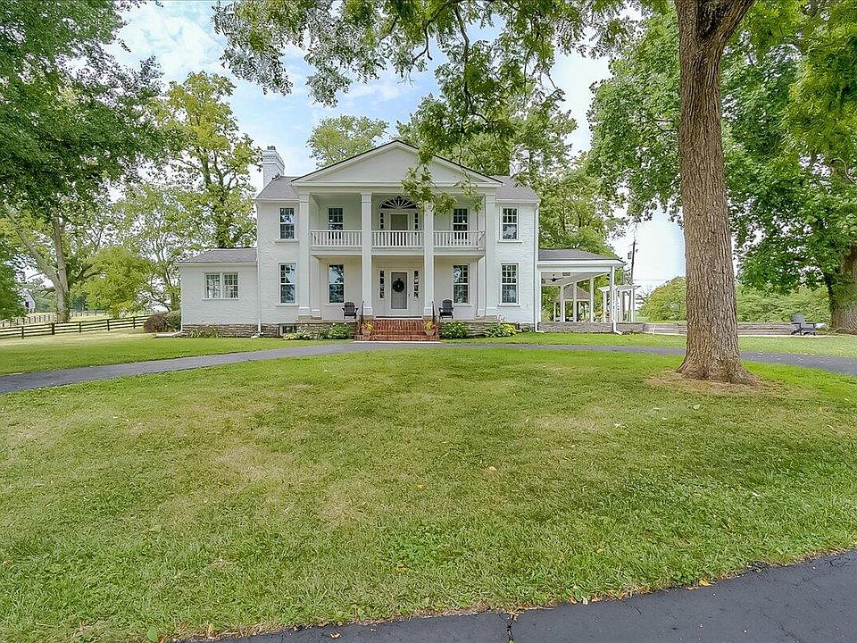 1st image of 1990 Elkhorn Hills Ln