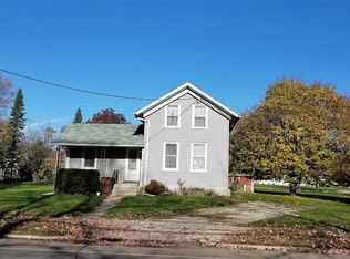918 Plank Rd, Menasha, WI 54952
