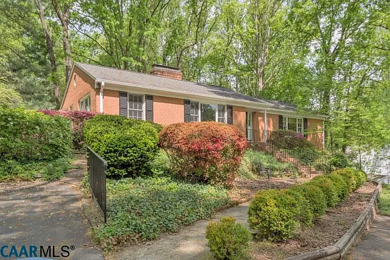 1706 Solomon Rd photo 1