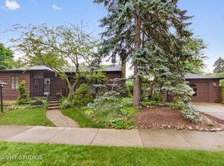 1021 N Princeton Ave, Arlington Heights, IL 60004