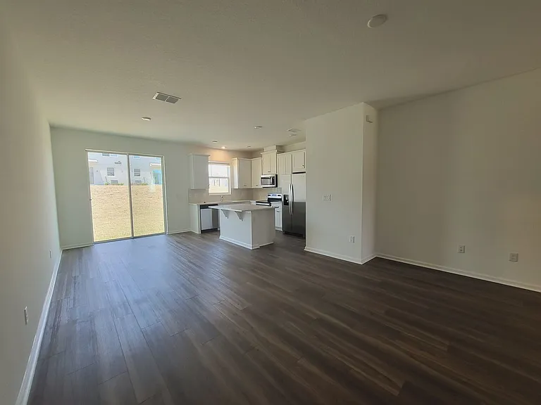 1184 Lakeshore Breeze Pl — Photo 6