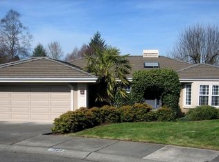 7900 Greyhawk Ave, Gig Harbor, WA 98335