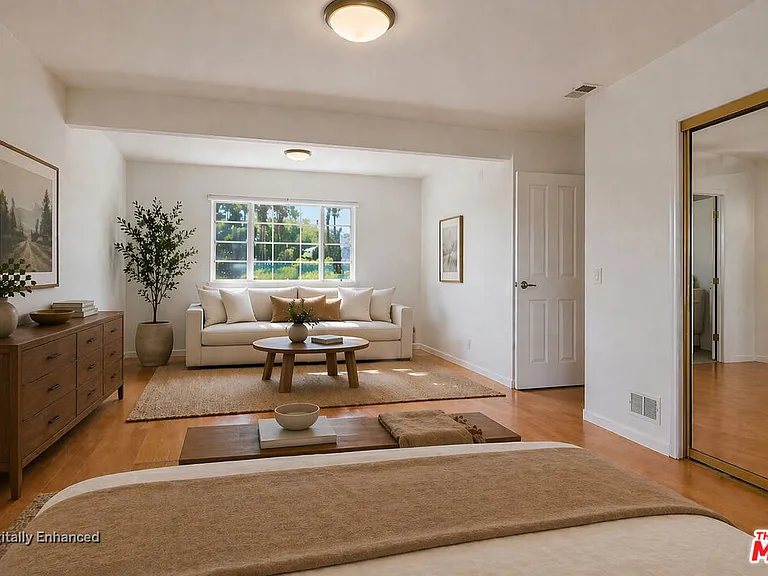 2919 Maxwell St — Photo 17