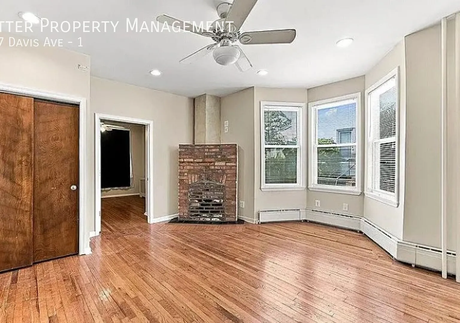 Spacious 3BR/1BA Apartment with Private In-Unit Laundry — Photo 1