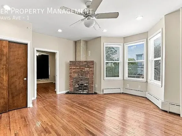 317 Davis Ave Floor 1, Clifton Heights, PA 19018