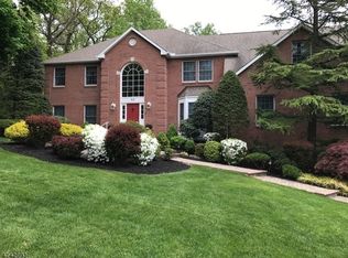 32 Margaretta Rd, Boonton, NJ 07005