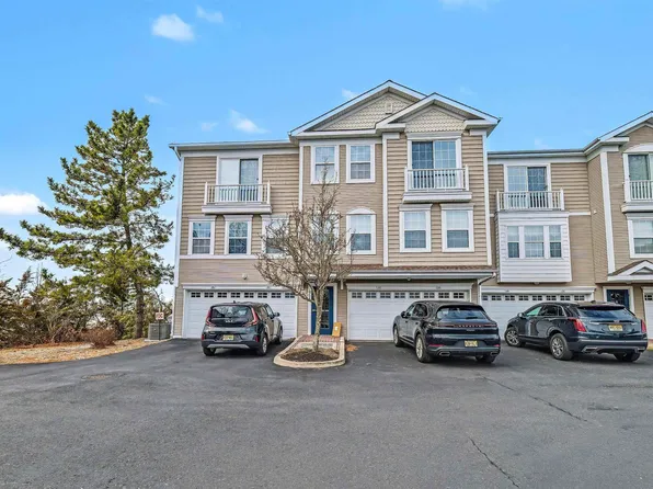 35 Bayside Dr #35, Somers Point, NJ 08244