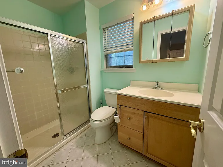 30 Hopkinson Ct #164 — Photo 18