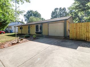 803 Oakcrest Dr, Champaign, IL 61821