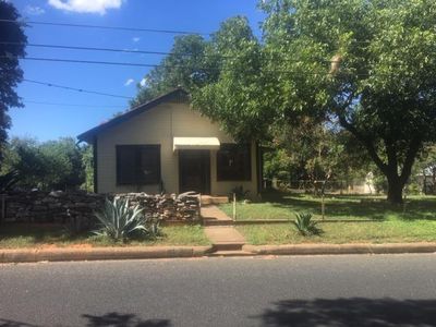 314 W Park St, Fredericksburg, TX, 78624