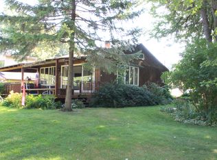 3286 Shorewood Dr, Oshkosh, WI 54901