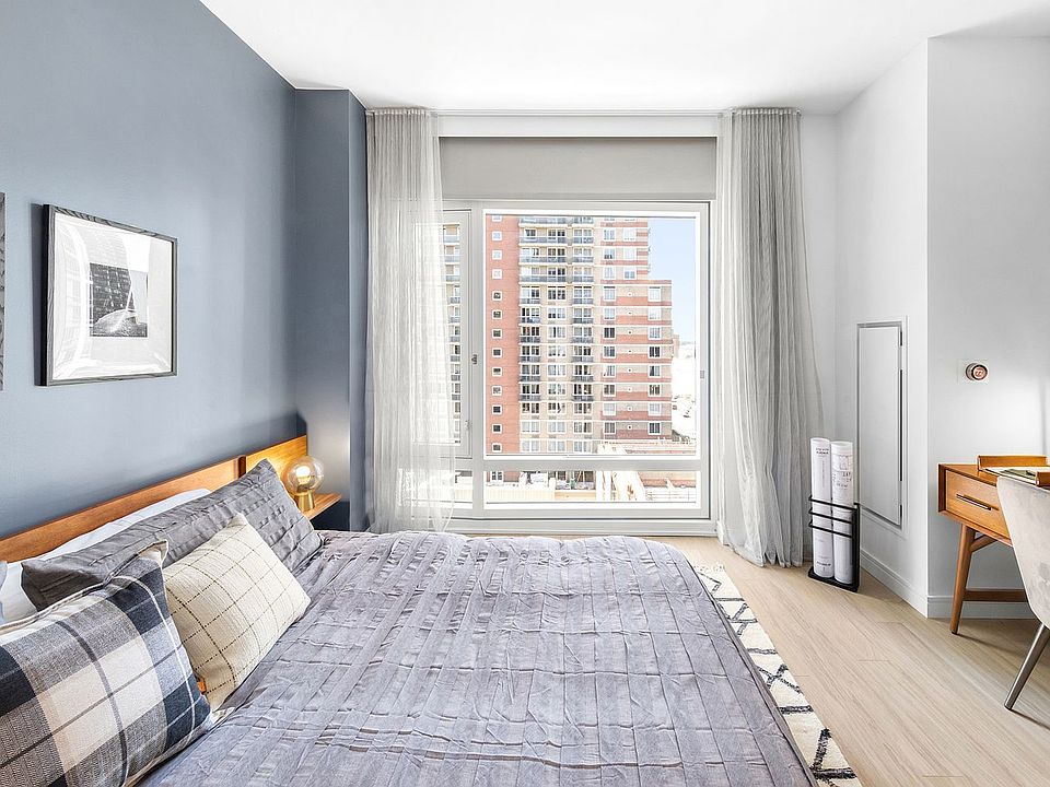1st image of 572 11th Ave APT 9D