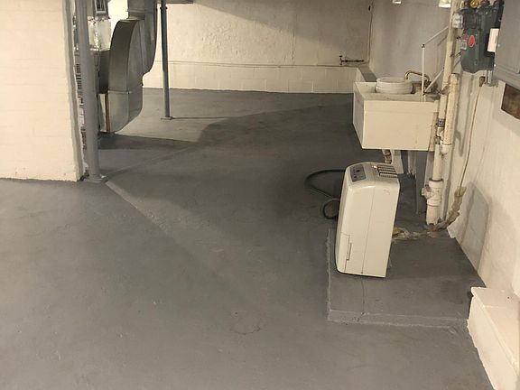 2nd image of 7050 Morgan Ave