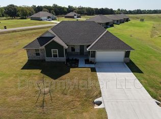 203 Hope Ave, Shawnee, OK 74804