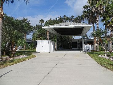 1st image of 390 Plantation Dr
