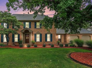 51436 Turnwood Ln, Granger, IN 46530