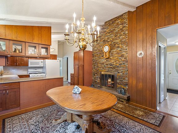 5th image of 257 E Terry Ln
