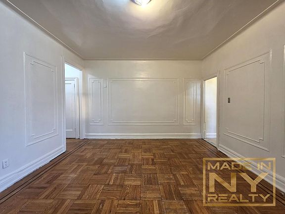 4th image of 4514 39th Pl APT 2D