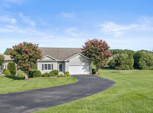 1222 8th Fairway Ln, Huddleston, VA 24104