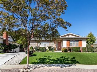 1305 Solita Rd, Pasadena, CA 91103