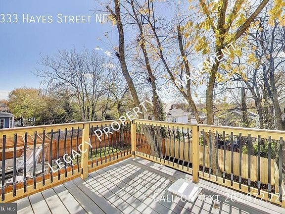 5th image of 5333 Hayes St NE