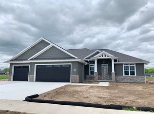 4239 Downton Cir, Green Bay, WI 54313