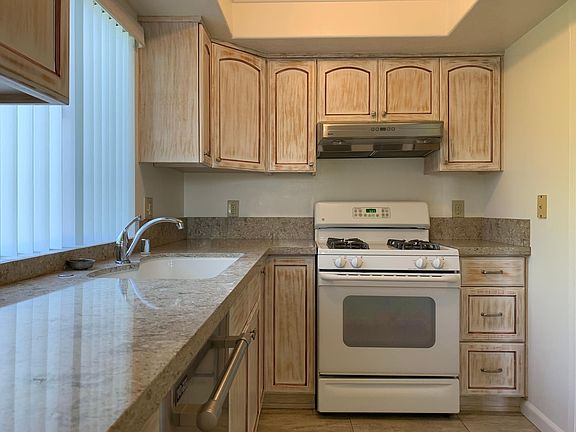 3rd image of 1243 Virginia Ave APT 7