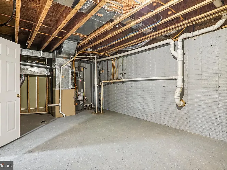 12407 Carters Grove Pl — Photo 21