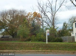 1020 S Washington St, Falls Church, VA 22046