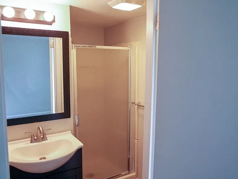 435 Ballard Ave — Photo 20