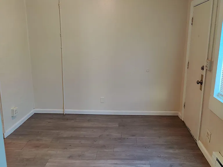 9632 Aurora Ave N #6 — Photo 5