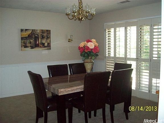 5th image of 1701 Lakeshore Dr