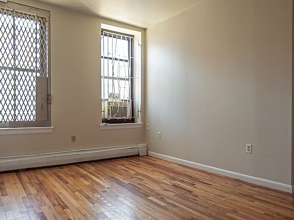 2nd image of 2090 Madison Ave APT 4E