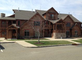 2 Pine St #12, Vernon, NJ 07462
