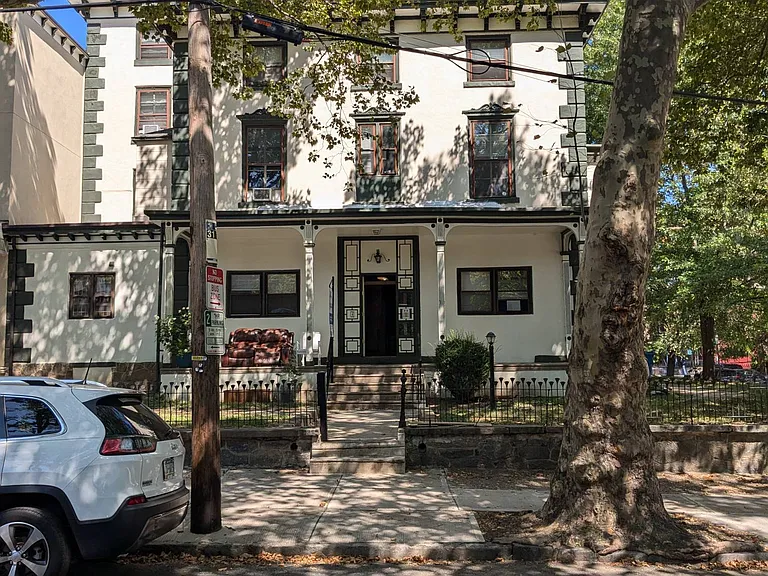 3301 Baring St — Photo 1