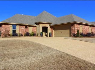 193 Lakeway Dr, Madison, MS 39110