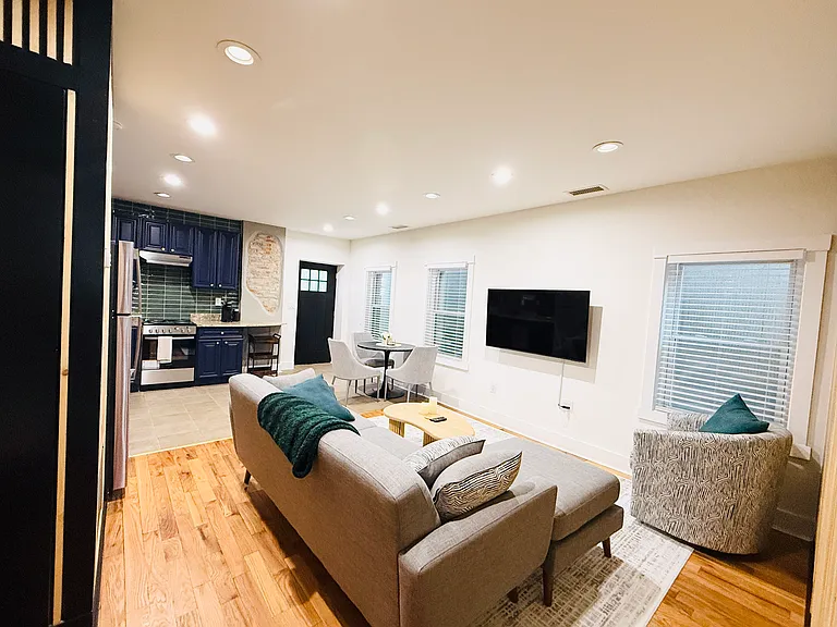 2504 E York St #2 — Photo 26