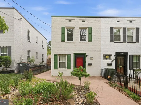 3417 B St SE, Washington, DC 20019