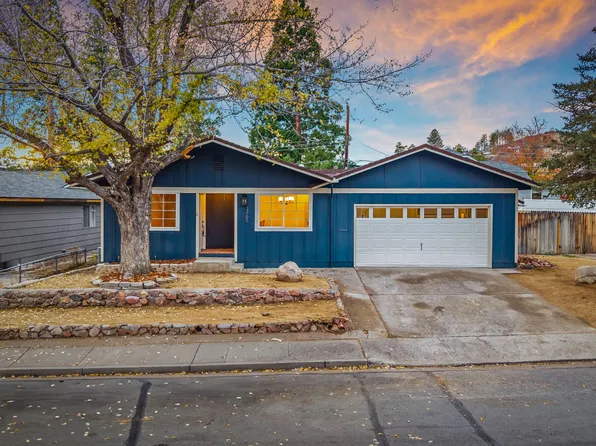 3465 Dawn Cir, Sparks, NV 89431